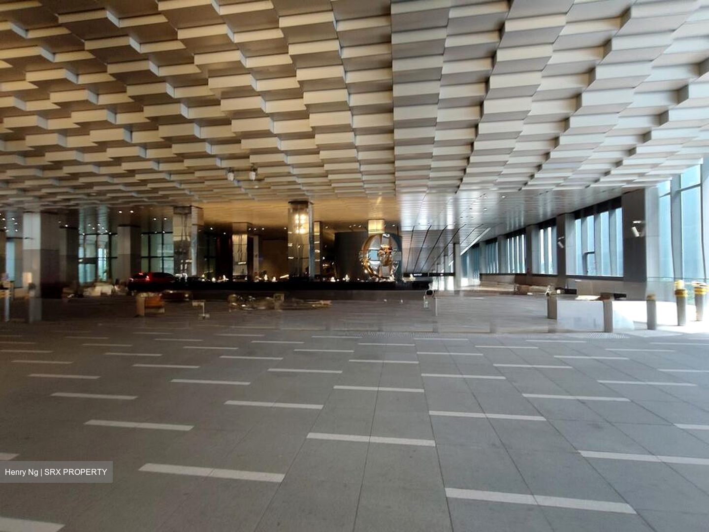 Central Boulevard (D1), Office #521746591